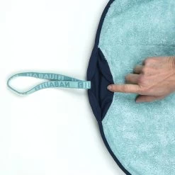 Tweezijdige Zachte Microvezel Voetenhanddoek Voor Zwemmen Diameter 60 Cm Lichtgroen -Nabaiji tweezijdige zachte microvezel voetenhanddoek voor zwemmen diameter 60 cm lichtgroen 2